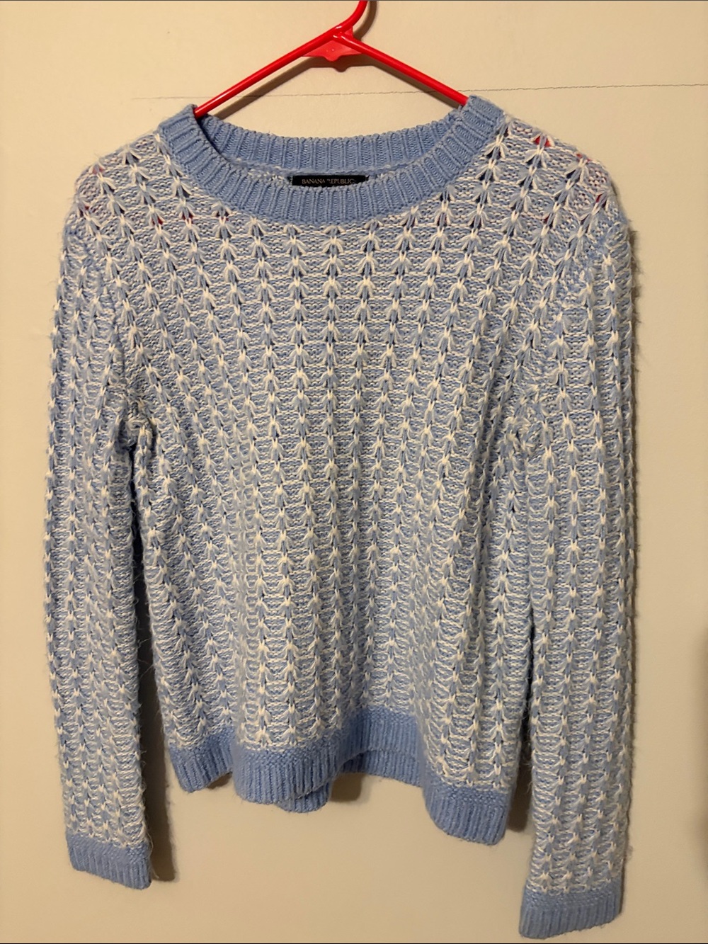 Banana Republic Light Blue & White Open-Knit Crewneck Sweater.  XS. Blended knit